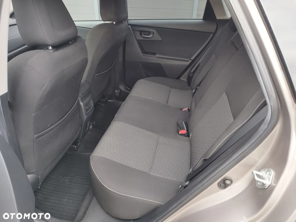 Toyota Auris 1.6 Edition - 23