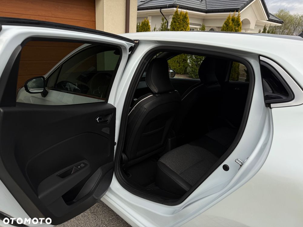 Renault Clio TCe 90 TECHNO - 17