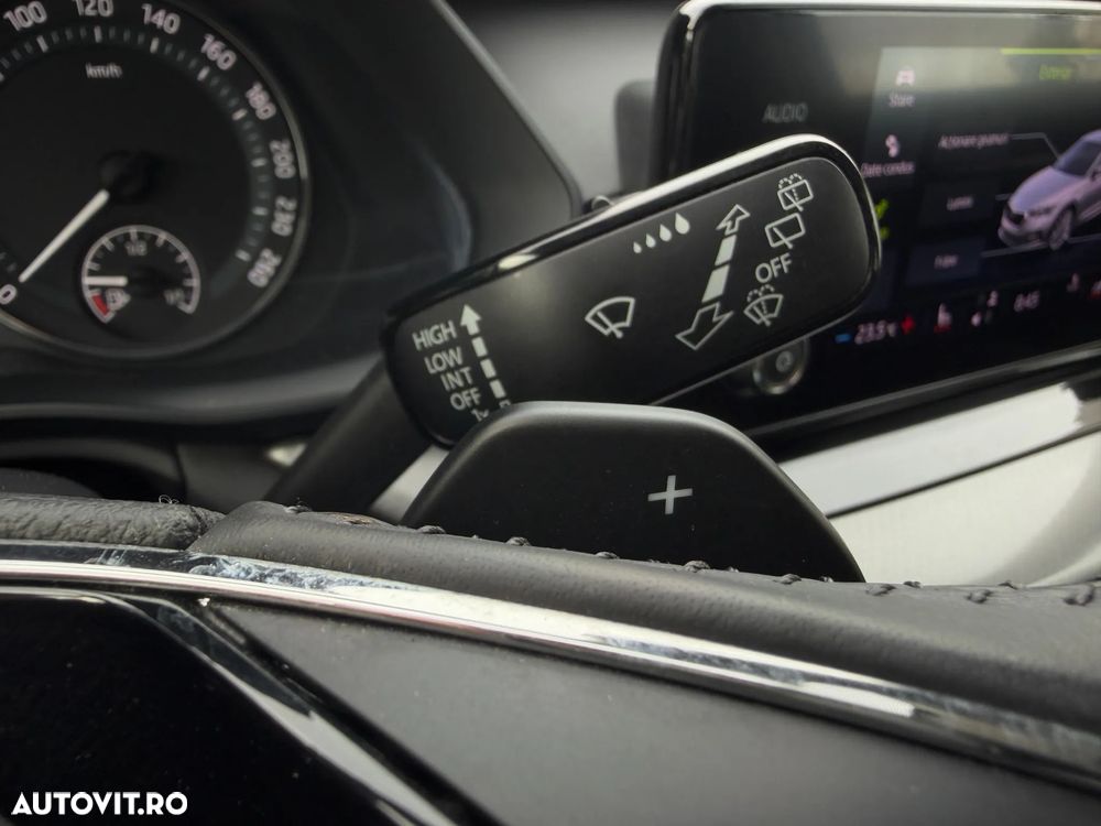 Skoda Octavia 2.0 TDI DSG Ambition - 15