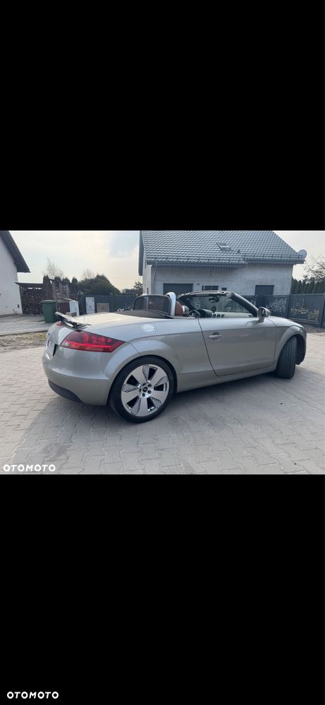 Audi TT Roadster - 5