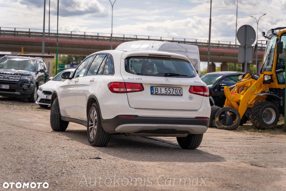 Mercedes-Benz GLC - 11