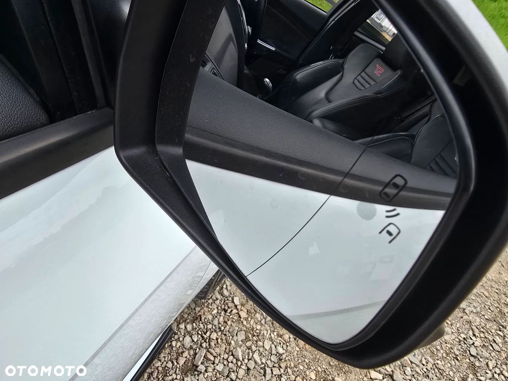 Ford Focus - 18