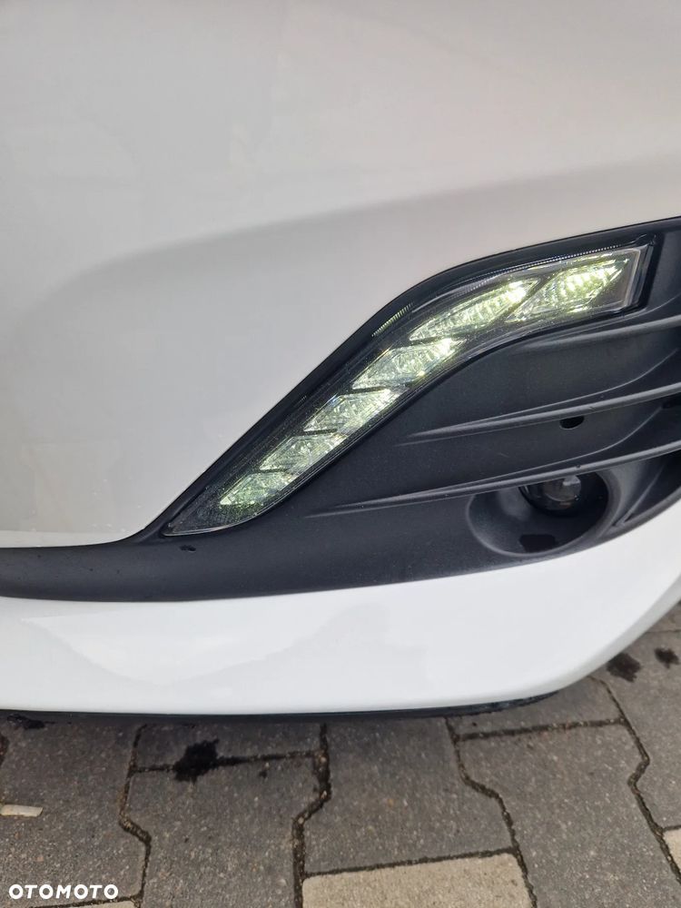 Hyundai i30 1.6 CRDI DCT EDITION 30 - 20