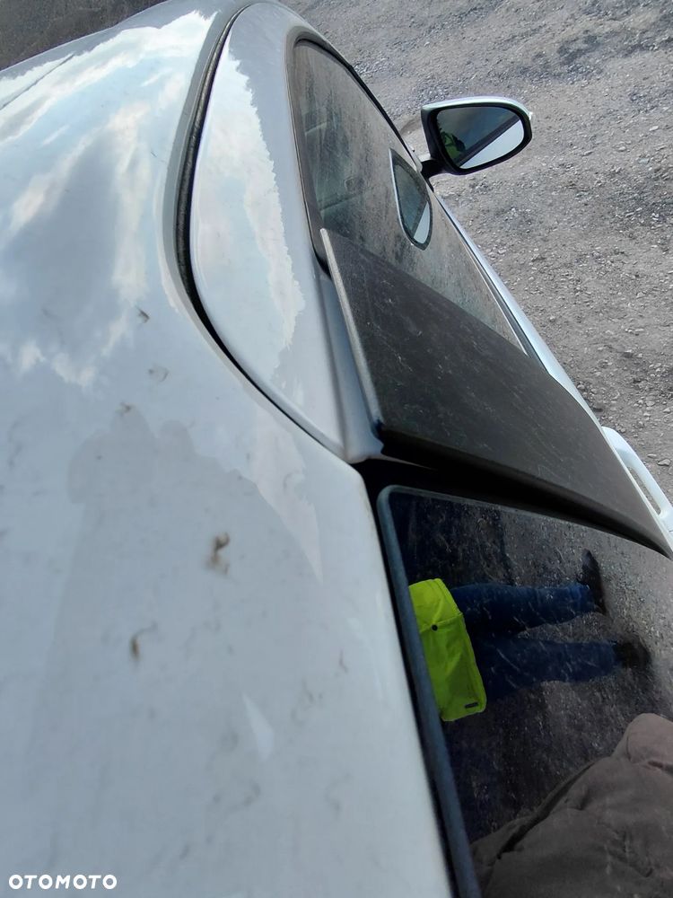 Toyota Yaris 1.33 Active EU6 - 19