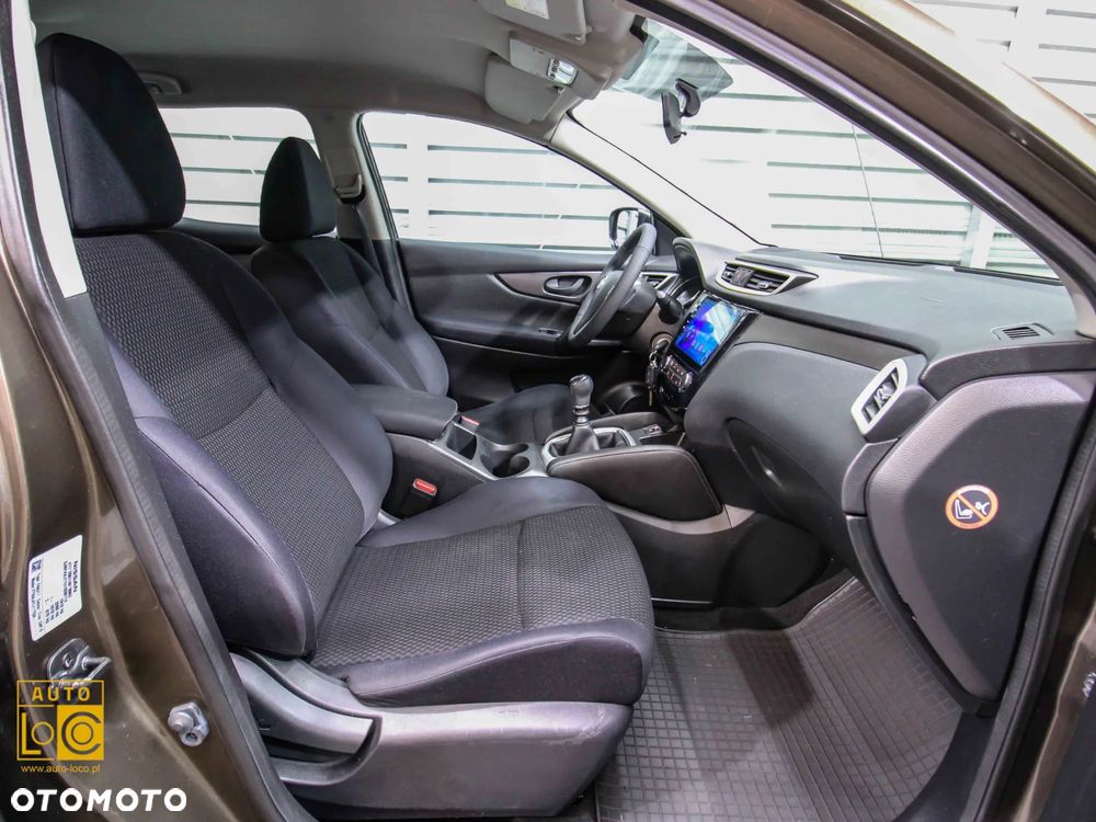 Nissan Qashqai 1.5 dCi N-Connecta - 10