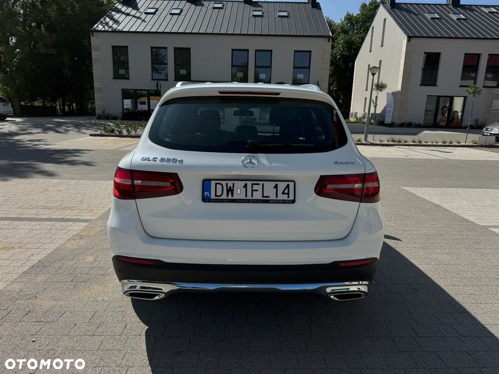 Mercedes-Benz GLC 220 d 4-Matic - 4
