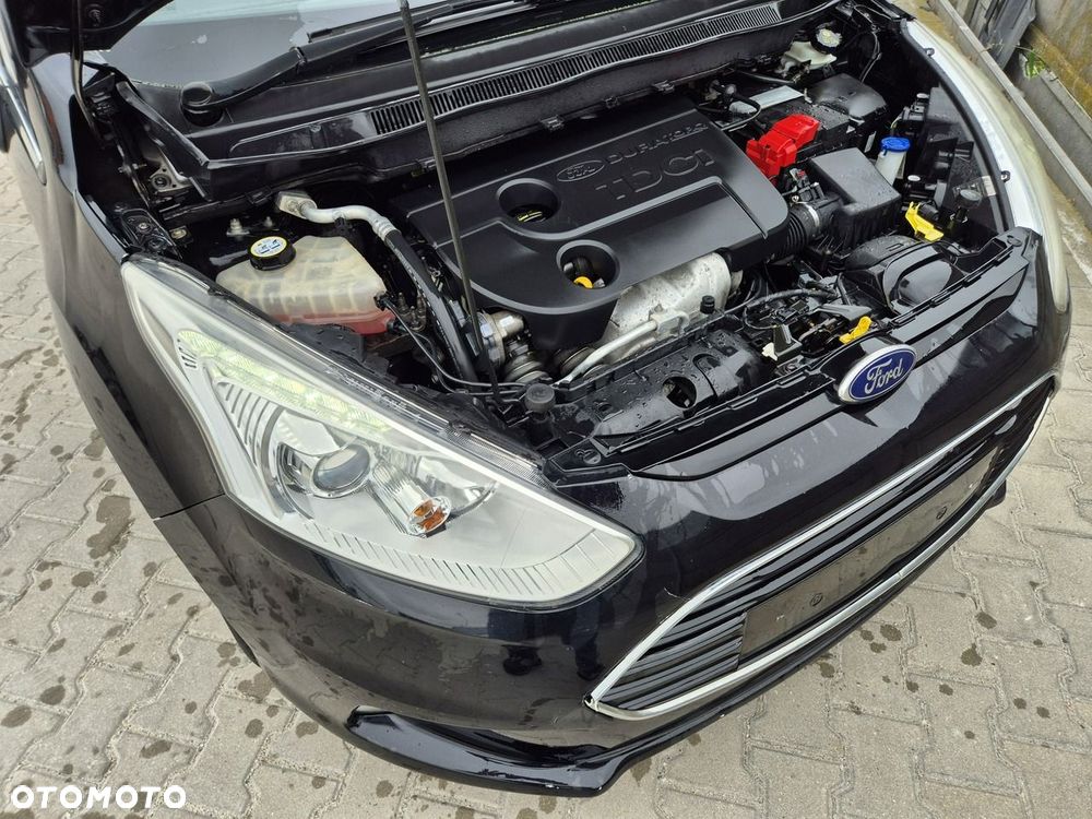 Ford B-MAX - 17