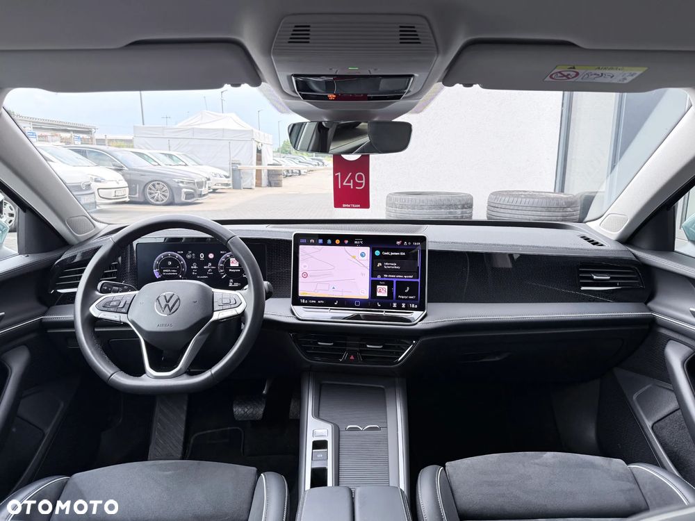 Volkswagen Passat Variant 1.5 TSI ACT mHEV Business DSG - 33