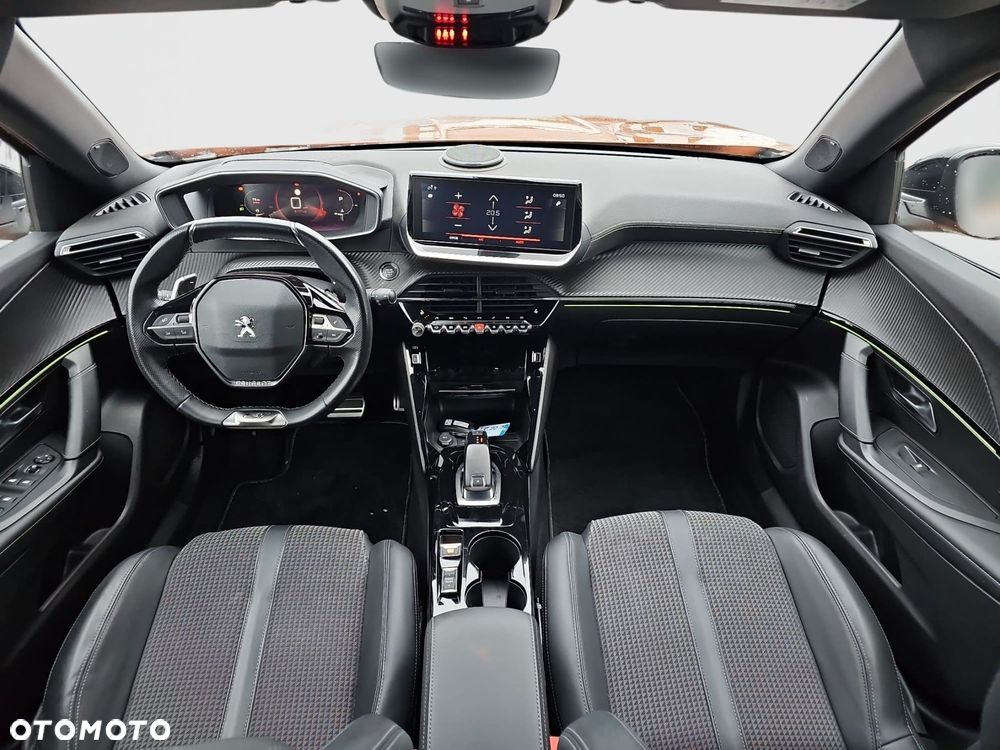 Peugeot 2008 1.2 PureTech GT Line S&S EAT8 - 22