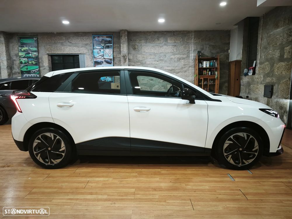 MG MG4 51 kWh Standard - 4