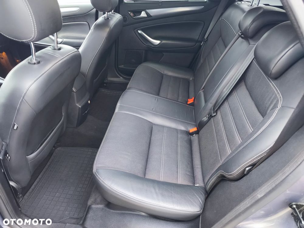 Ford Mondeo 2.0 TDCi Titanium X - 17