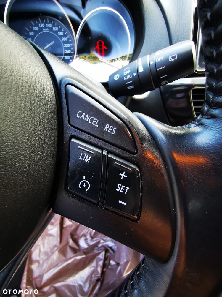 Mazda 6 2.2 Kombi SKYACTIV-D Sports-Line - 17