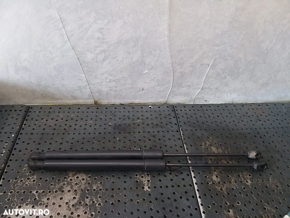 Set amortizoare telescoape haion audi q3 8u 8u0827552a05s - 2