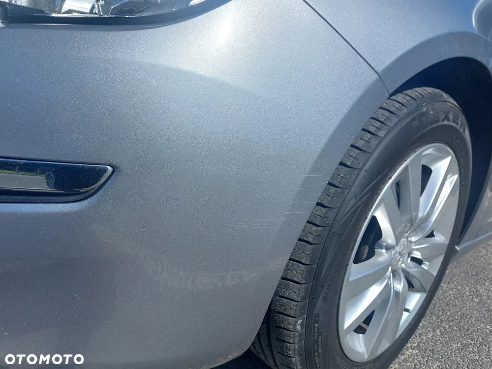 Peugeot 308 SW 1.2 PureTech Allure S&S - 19