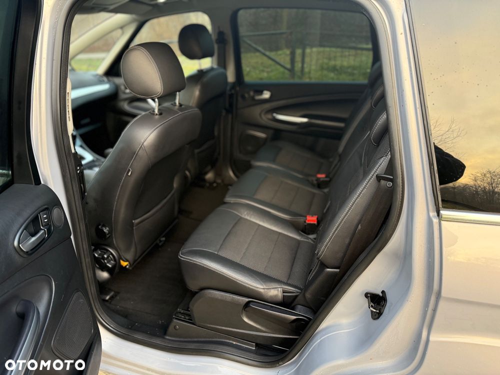 Ford S-Max 2.0 TDCi DPF Titanium - 11