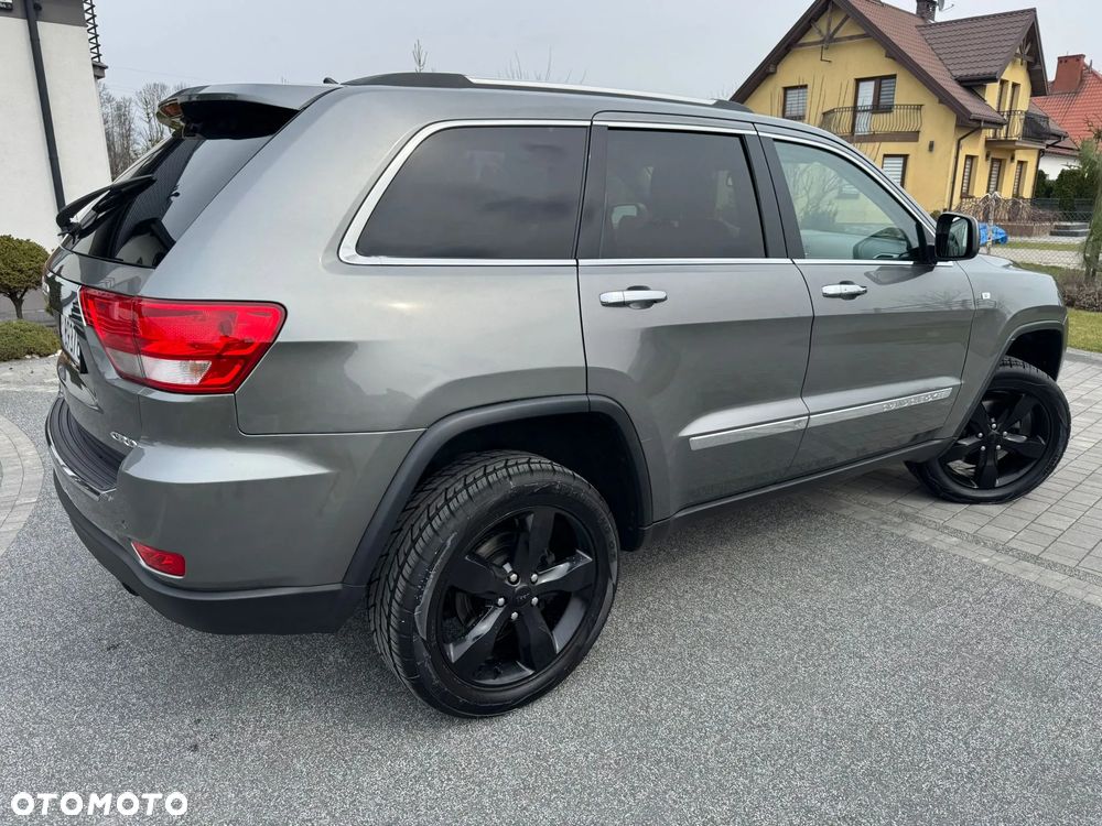 Jeep Grand Cherokee ver-3-0-crd-overland - 12