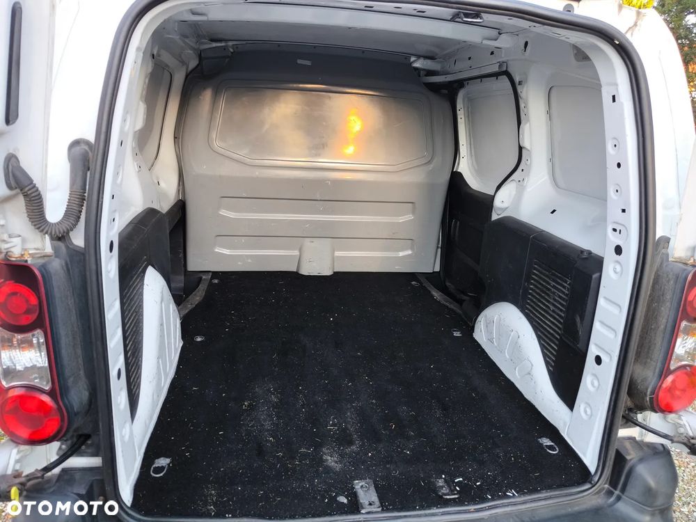 Peugeot Partner - 10