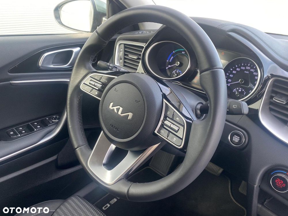 Kia Ceed - 29