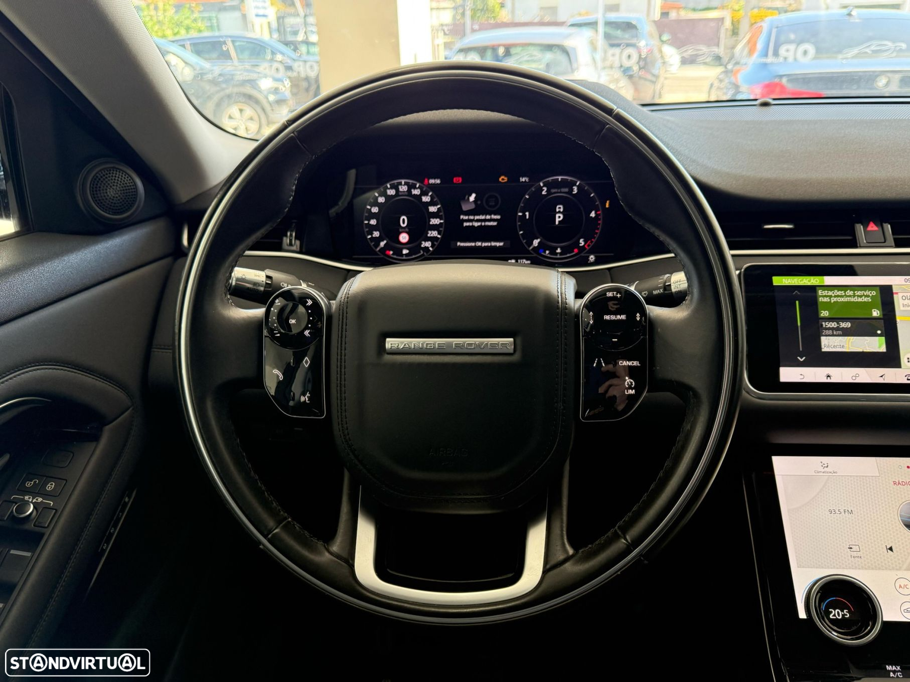 Land Rover Range Rover Evoque 2.0 D150 AWD R-Dynamic S Auto - 9