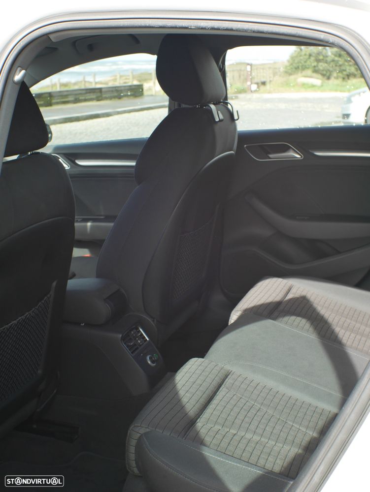 Audi A3 Limousine 1.6 TDI Sport - 15