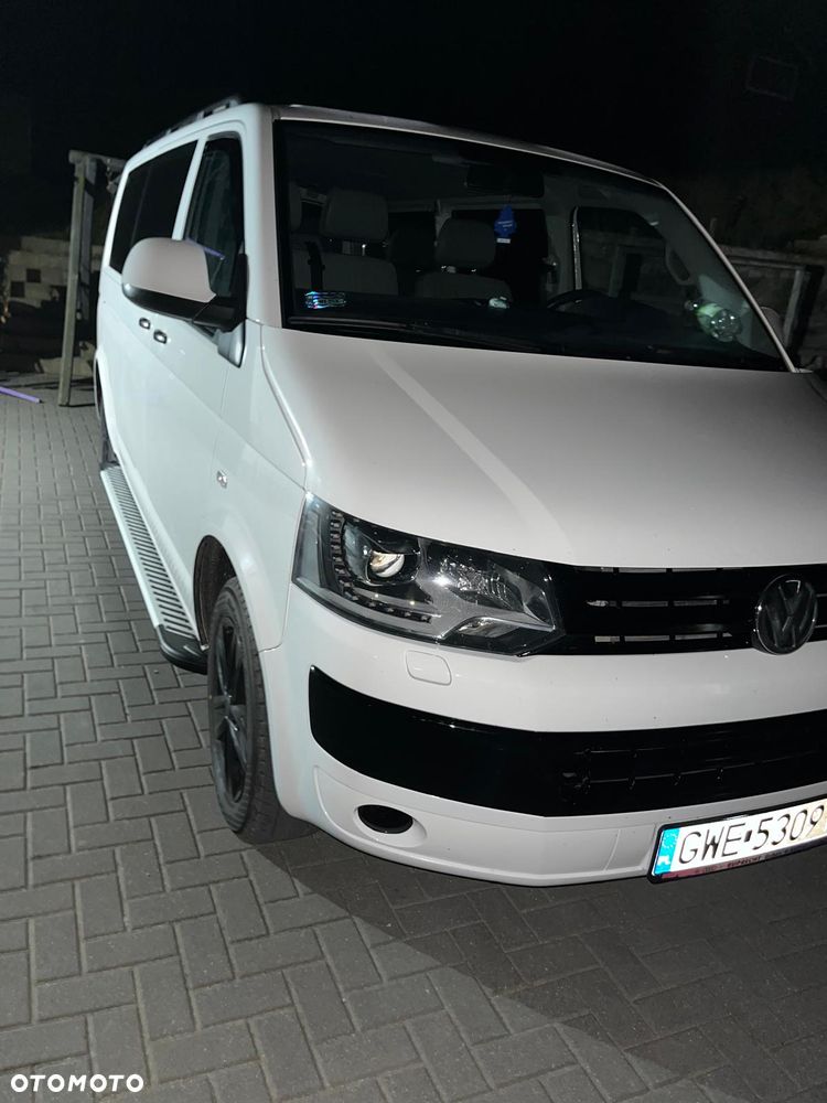 Volkswagen Caravelle - 16