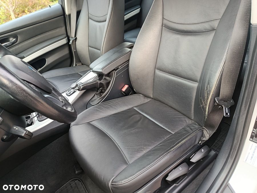 BMW Seria 3 - 12