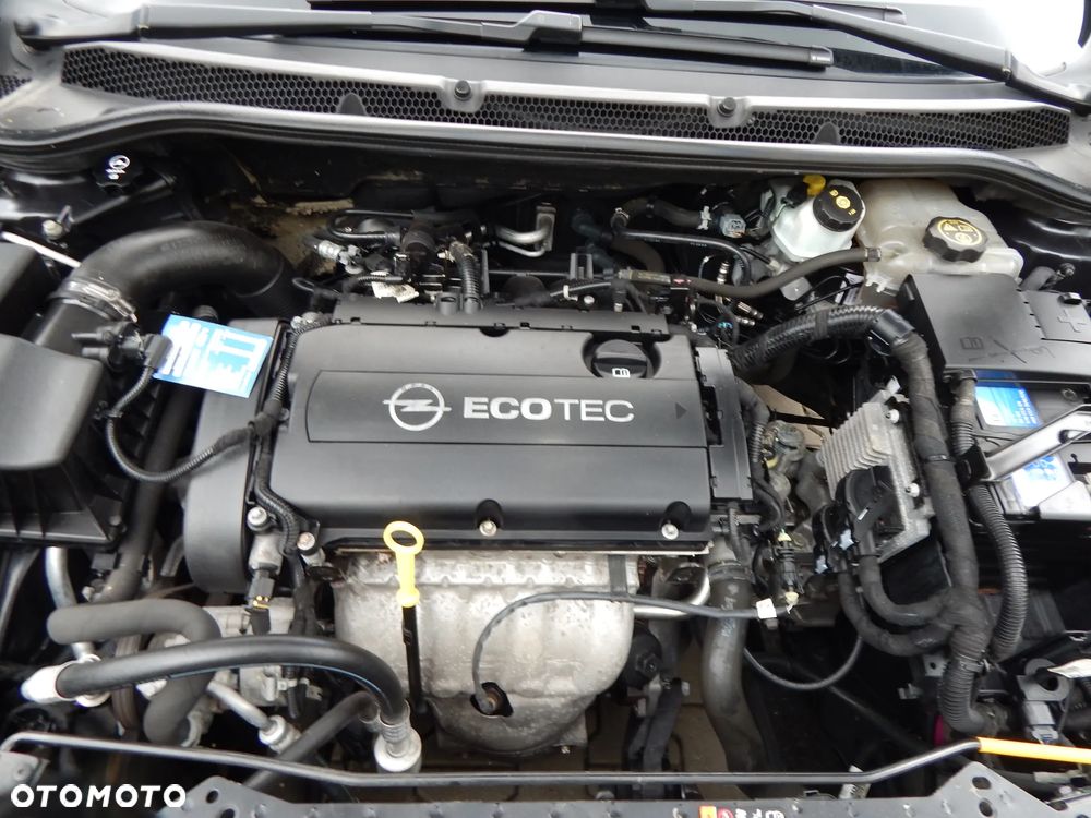 Opel Astra 1.6 150 Jahre - 20