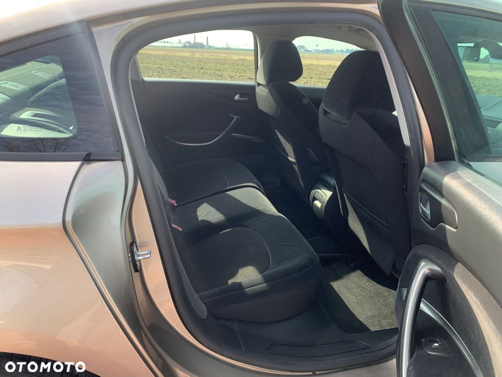 Citroën C5 HDi 140 FAP Confort - 28
