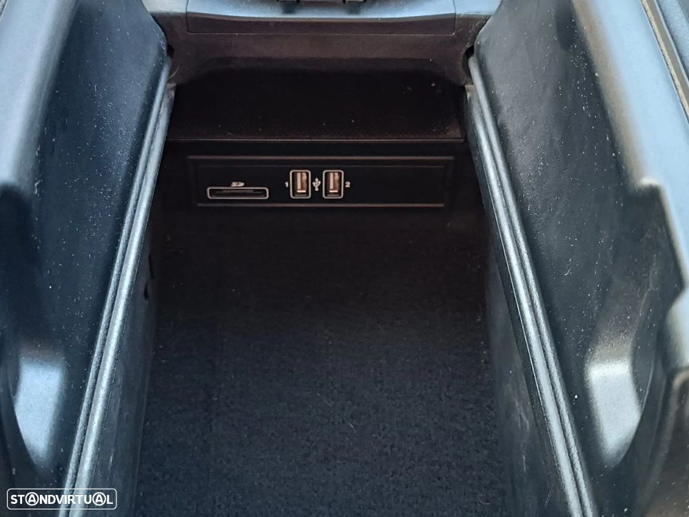 Mercedes-Benz C 180 BlueTEC Avantgarde Aut. - 19