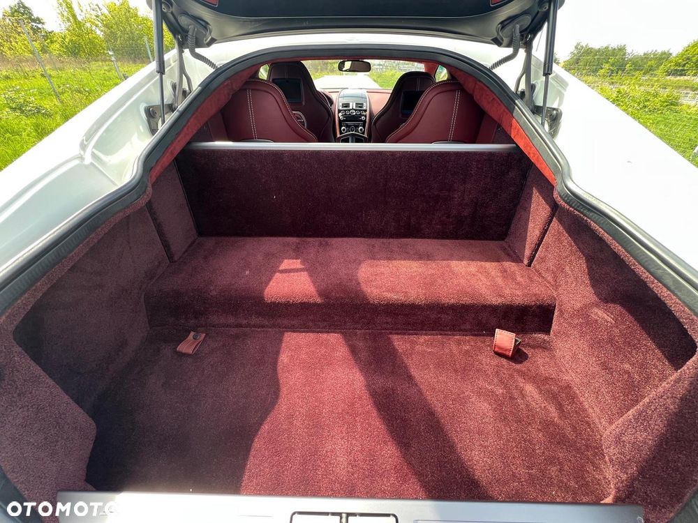 Aston Martin Rapide S - 2