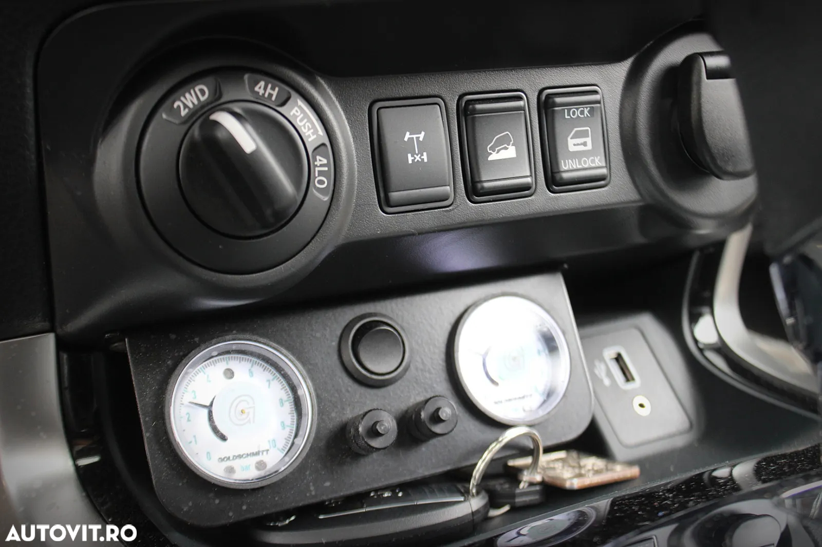 Nissan Navara 2.3 dCi Bi Turbo Double Cab N-Connecta Aut. - 11