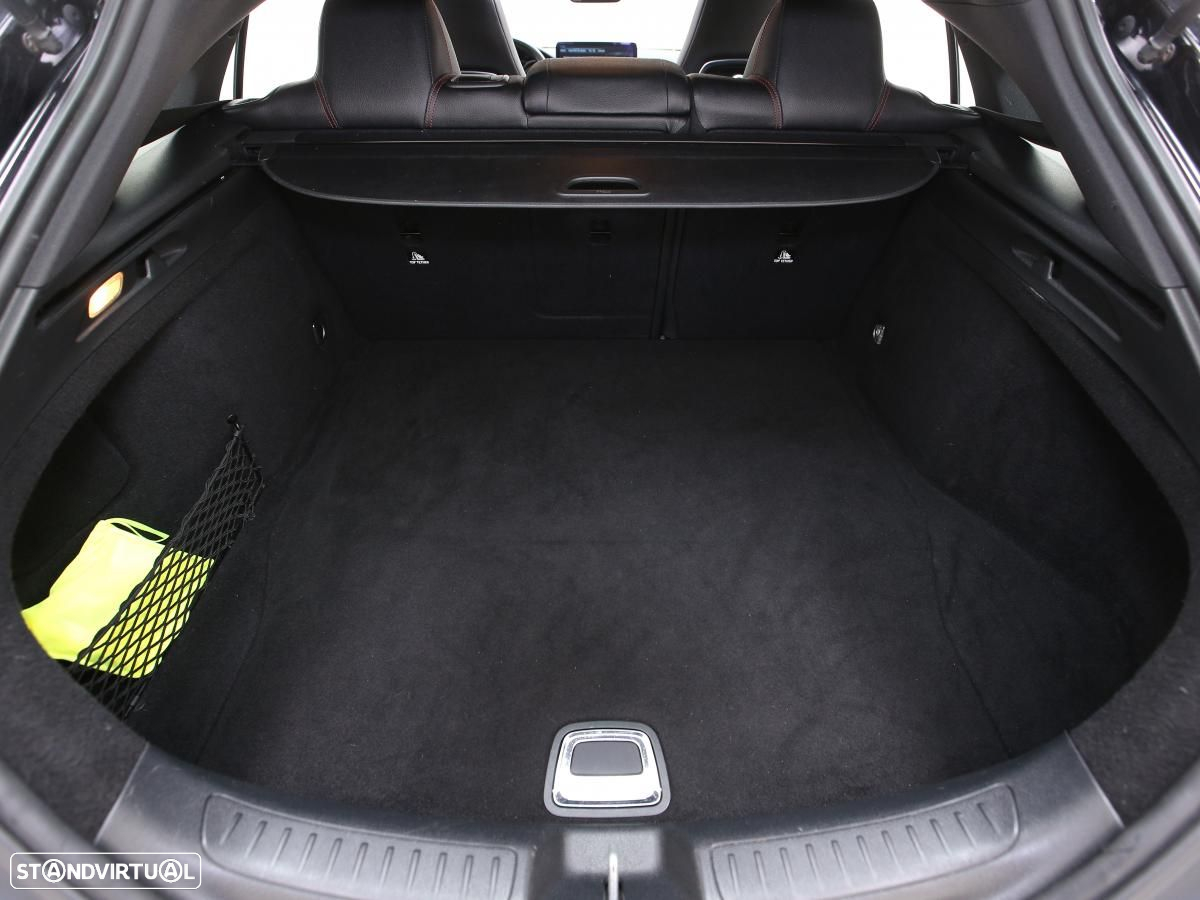 Mercedes-Benz CLA 220 d Shooting Brake Urban Aut. - 14