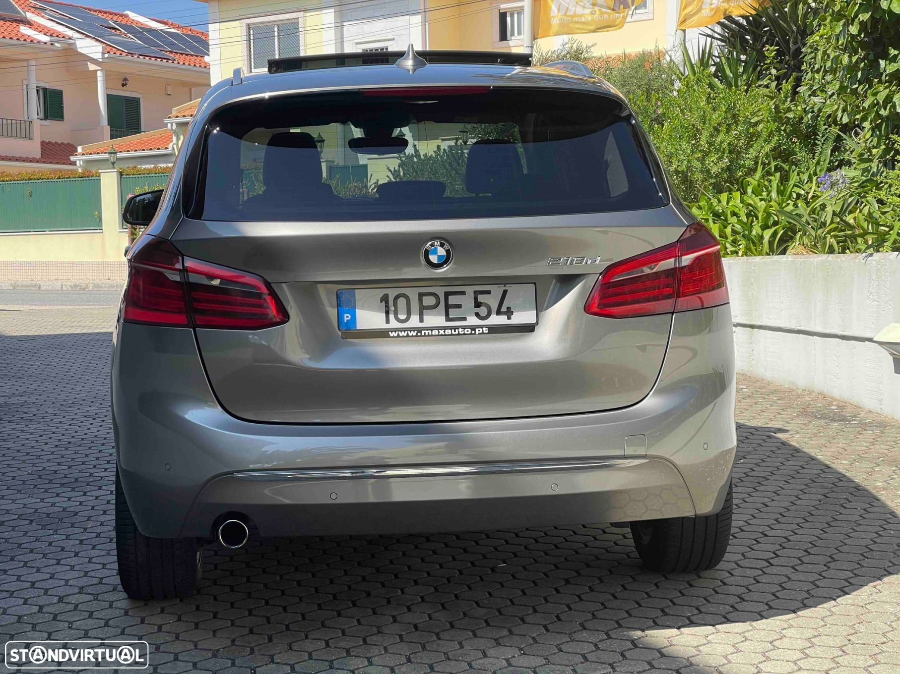 BMW 218 Active Tourer d Line Luxury Auto - 23