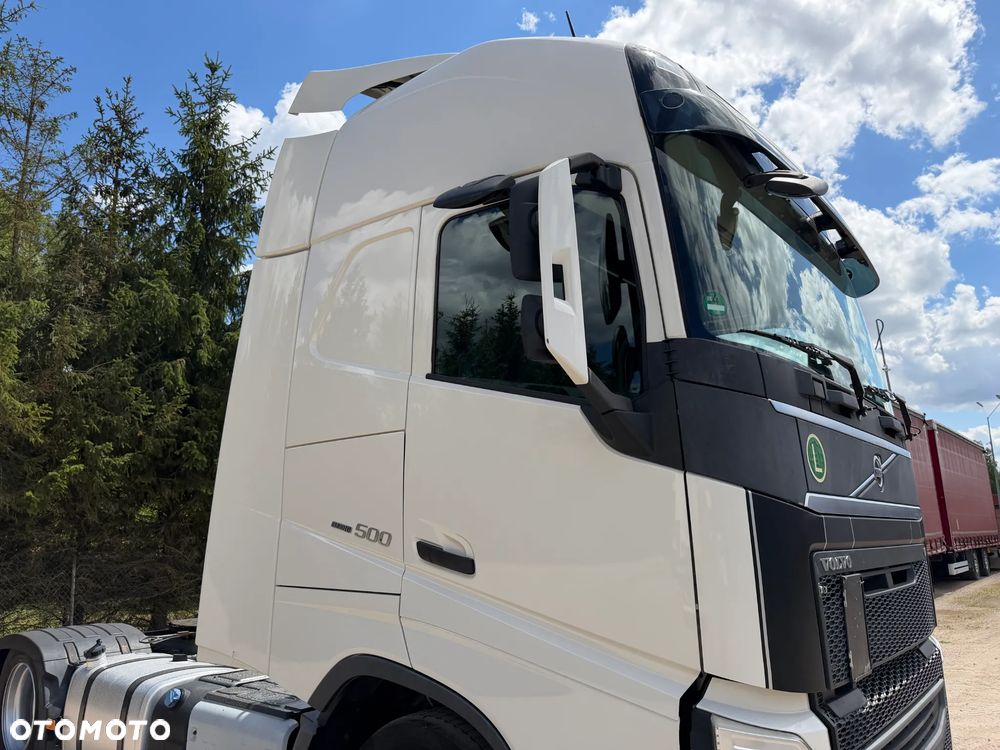 Volvo FH 500 XL LOW DECK MEGA / 535 181 KM / AUTOMAT / ORYGINALNY PRZEBIEG / BARDZO DOBRE OPONY / NAJWYŻSZA KABINA XL / 2 ZBIORNIKI PALIWOWE / CAŁE NA PODUSZCE / 2017 ROK !! - 13