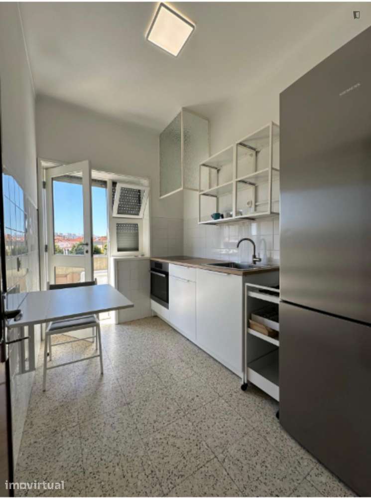 Quarto - localizado em Cedofeita Porto - Grande imagem: 4/6