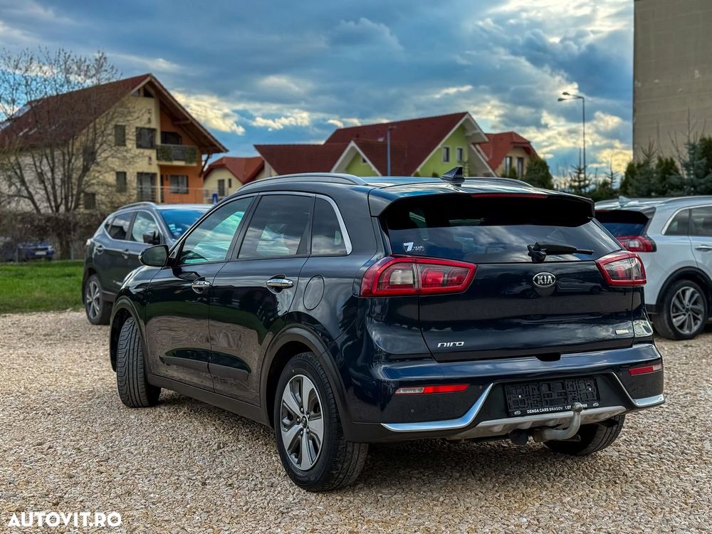 Kia Niro 1.6 GDI HEV 2WD OPF Aut. Edition 7 - 4