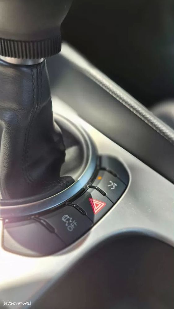 Audi TT Coupé 2.0 TDI quattro - 9
