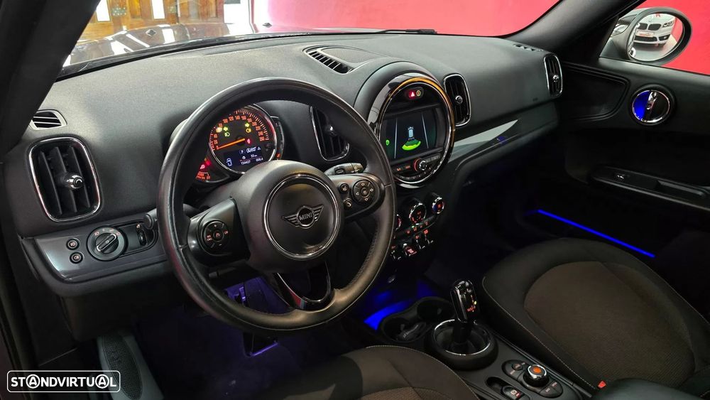 MINI Countryman One D Auto - 23