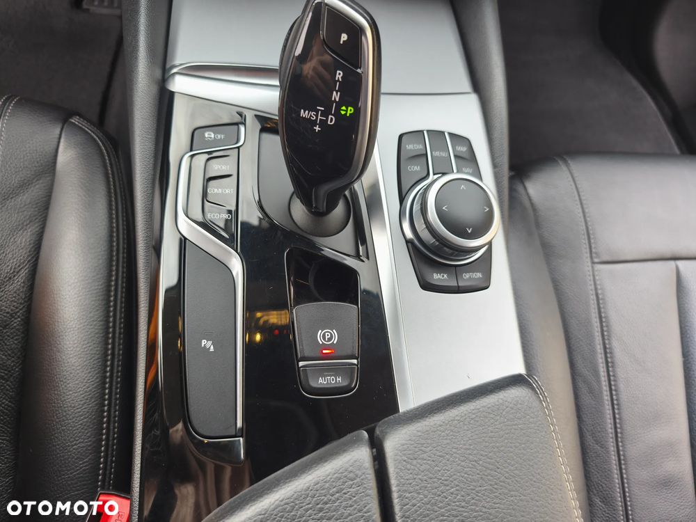 BMW Seria 5 - 28