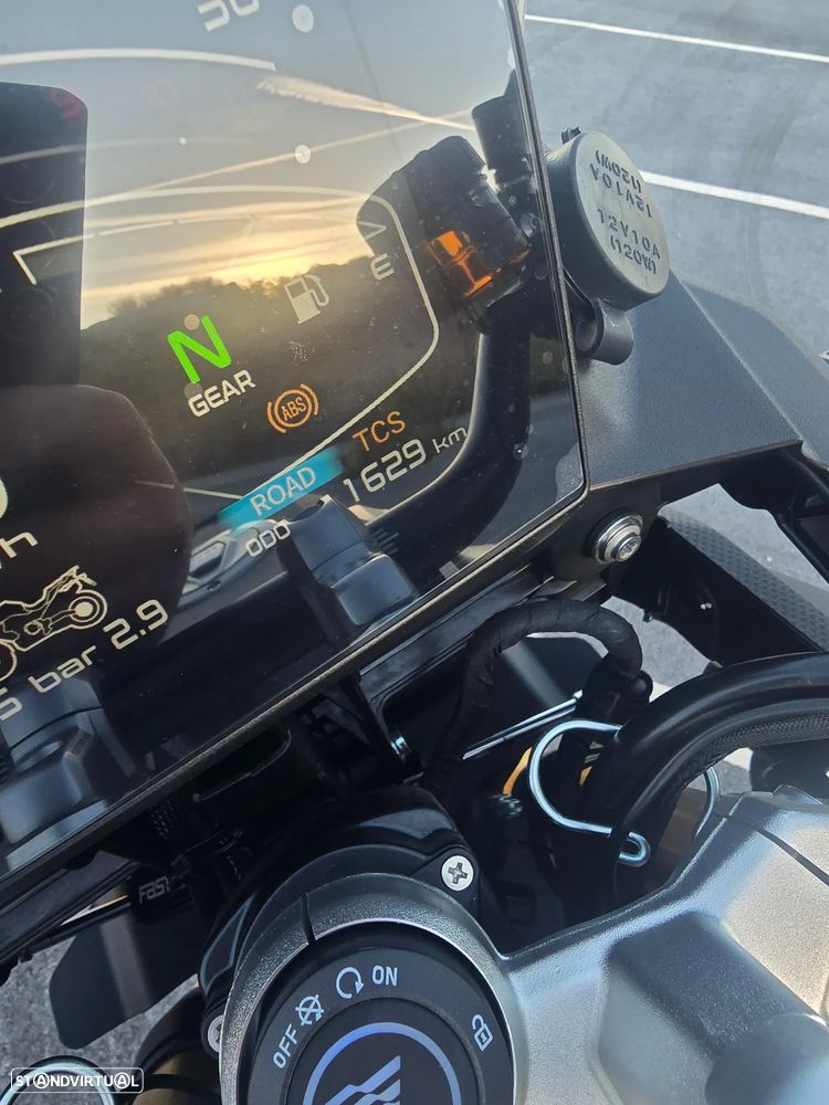 Voge 900DSX Black Knight - 7
