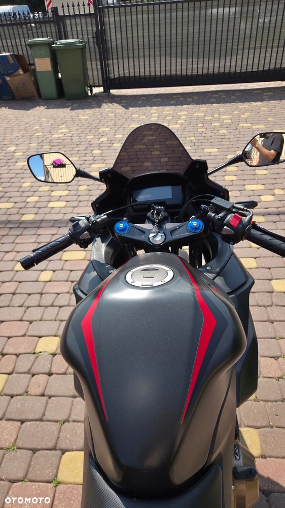 Honda CBR - 10