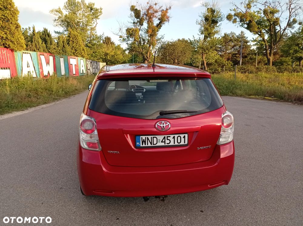 Toyota Verso 2.0 D-4D Premium - 19