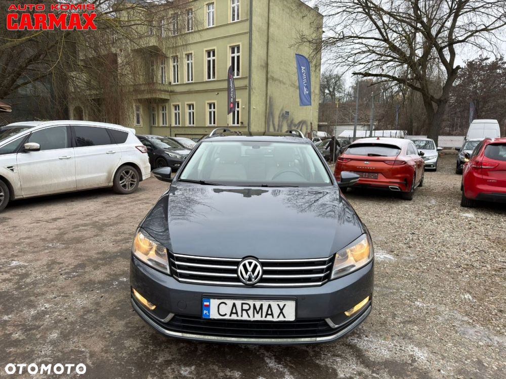 Volkswagen Passat - 10