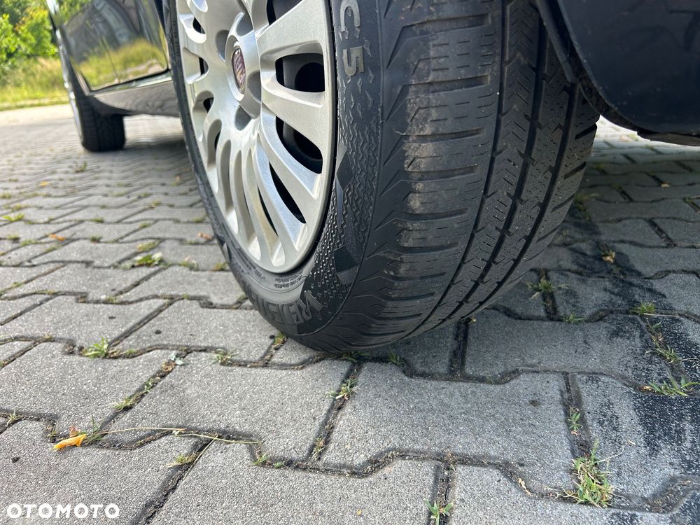Fiat Punto Evo 1.2 8V Active - 30
