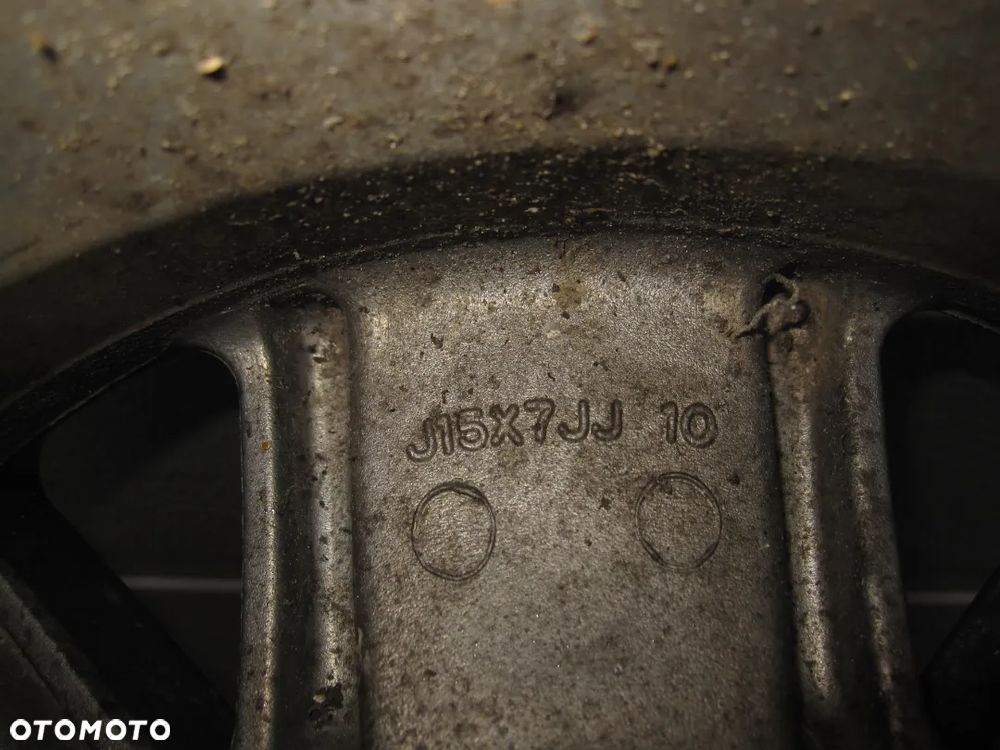 Mitsubishi Pajero 2 felga aluminiowa 15' J15X7JJ - 3