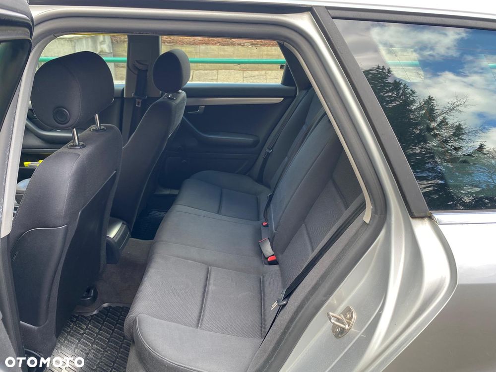 Audi A4 Avant 1.8 T quattro - 13