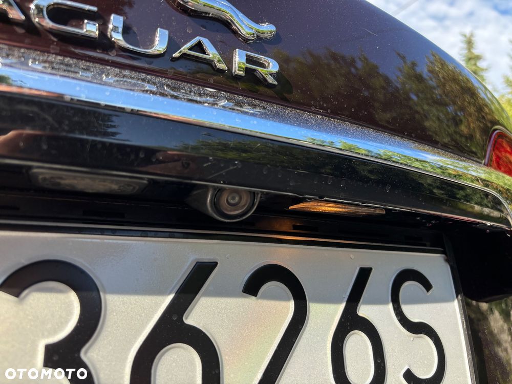 Jaguar XF 2.2 - 8