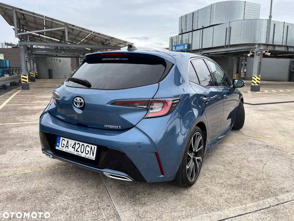 Toyota Corolla - 4
