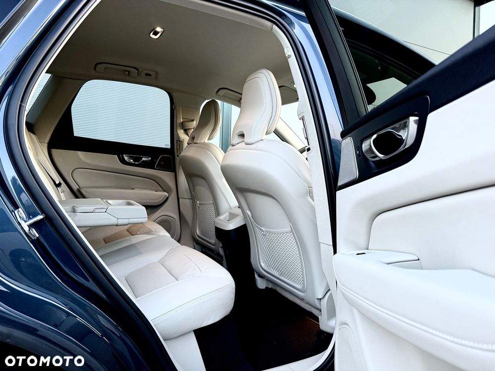 Volvo XC 60 D4 Inscription - 31