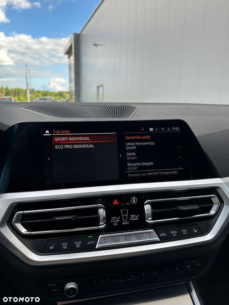 BMW Seria 3 320d Touring M Sport - 19